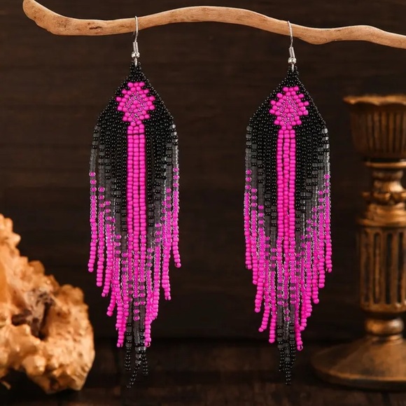 Western Aztec Pink Beaded Dangle Earrings NEW - Picture 2 of 2